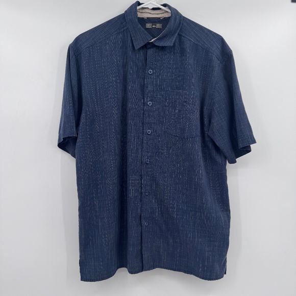 Rei Shirt Men Small Blue Button Up Short Sleeves Lightweight Rayon Blend Casual - Picture 1 of 10